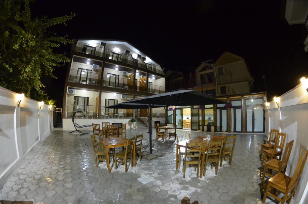 Razvan Holiday Costinesti Exterior foto