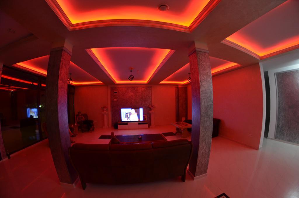 Razvan Holiday Costinesti Exterior foto