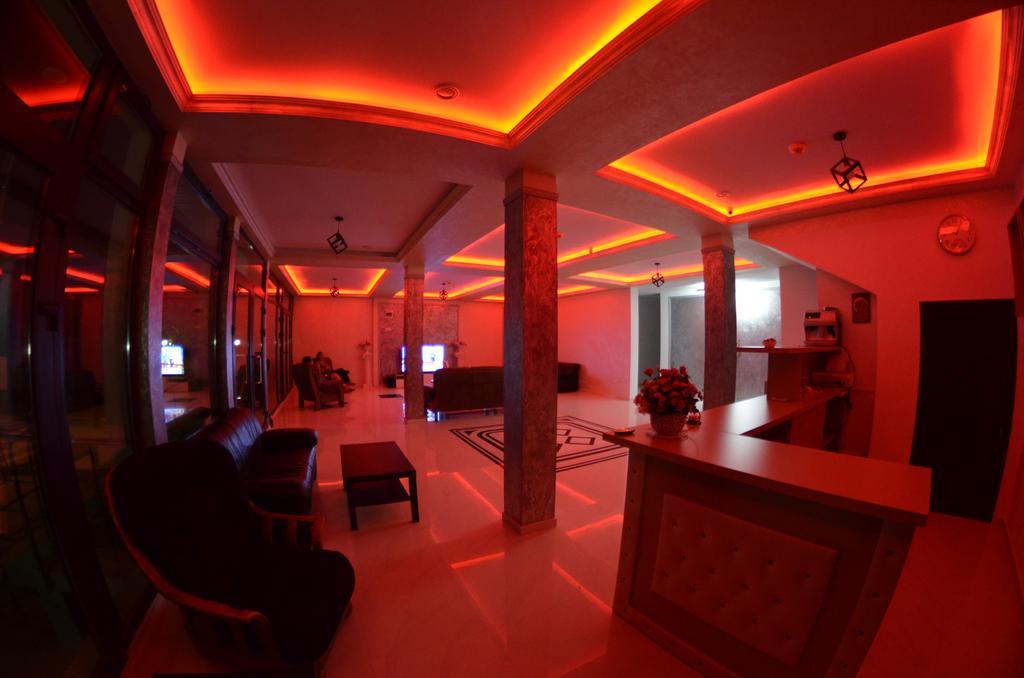 Razvan Holiday Costinesti Exterior foto